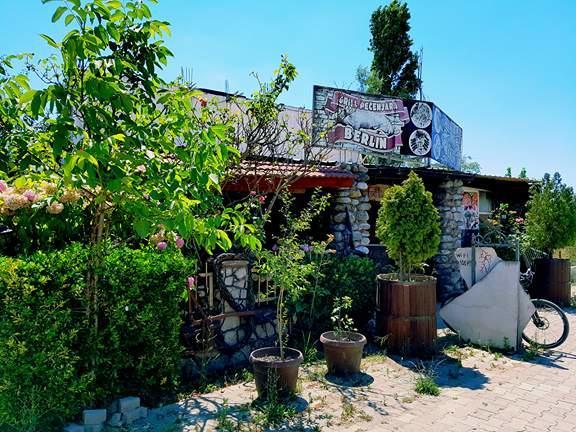 Guesthouse Berlin Bar Zewnętrze zdjęcie
